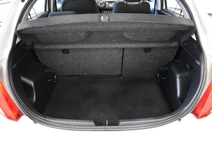 TOYOTA Yaris 1.4 D-4D 5 porte Active